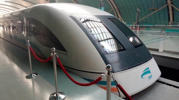 上海マグレブ Shanghai Maglev Train 上海浦東国際空港駅→竜陽路駅 | alpha-photo.net